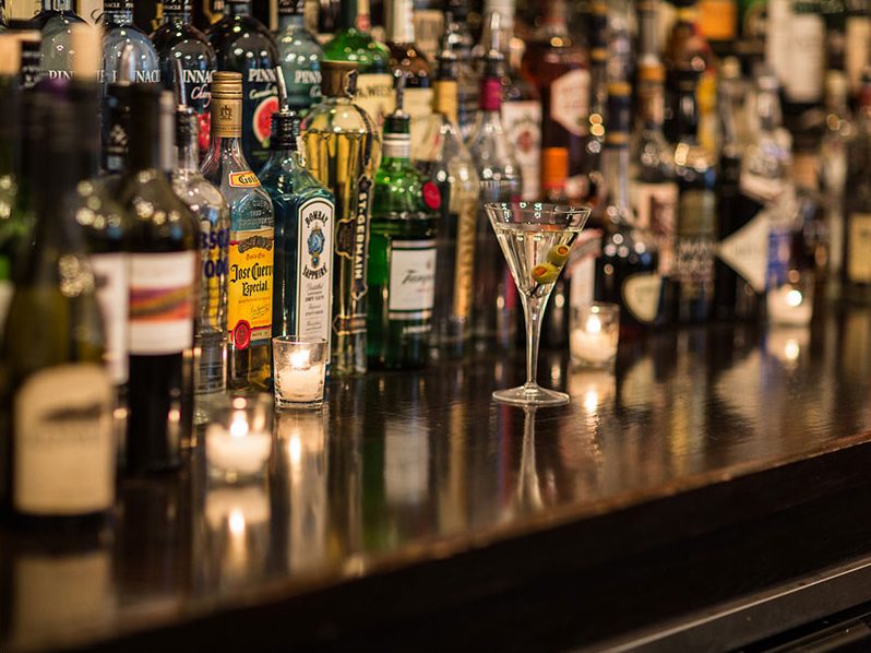 Bar counter with drinks in the A1 Hotel Bar Lounge
